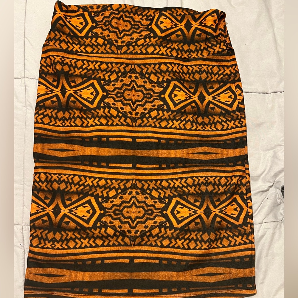 LuLaRoe NWT Cassie, Brown Rust, Black, Patterned, Knee Length, Pencil Skirt